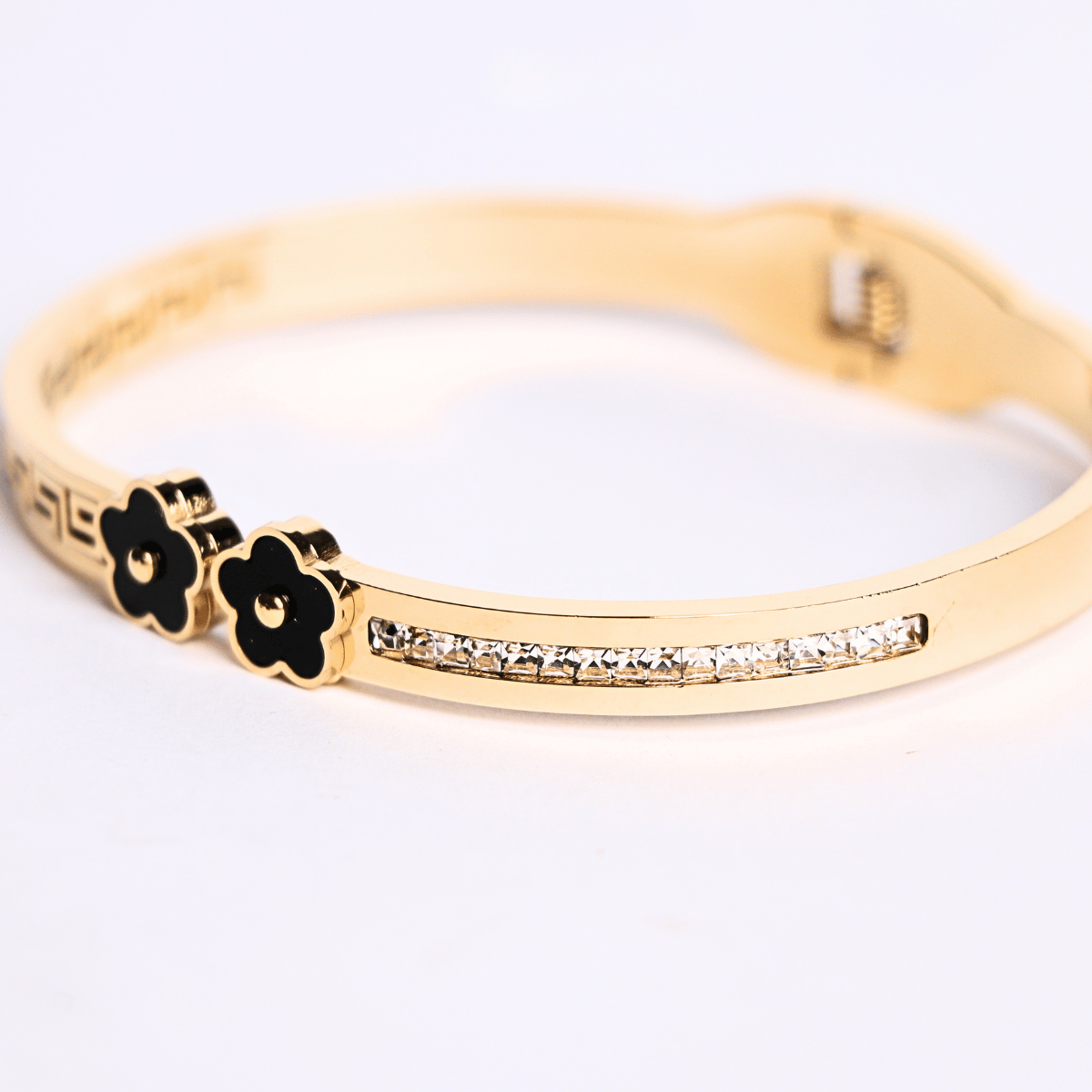 Greca Bangle Bracelet Trending style