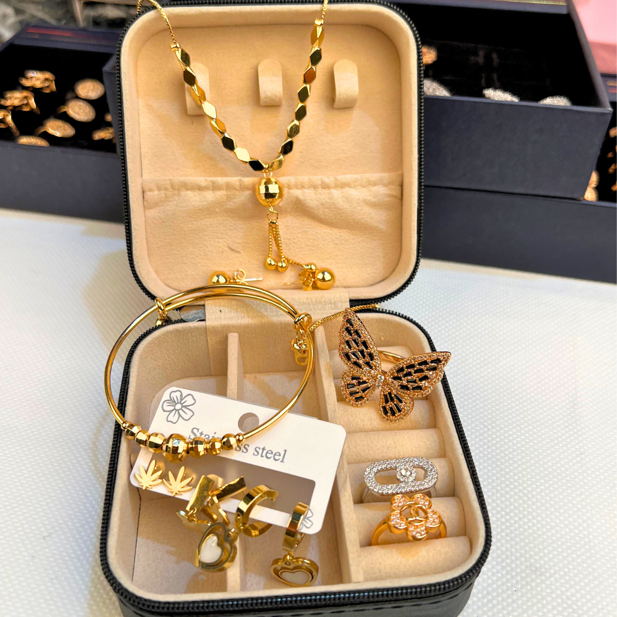 Luxury Gift Deal Box – 50% Off Jewelry Set (Rings, Necklace & More)