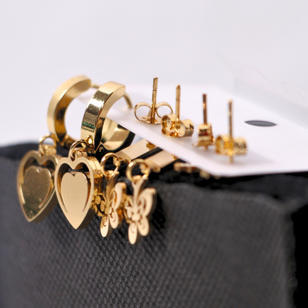 Luxury Gift Deal Box – 50% Off Jewelry Set (Rings, Necklace & More)