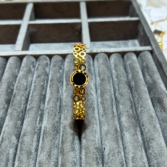 Chic Gold Openwork Kada