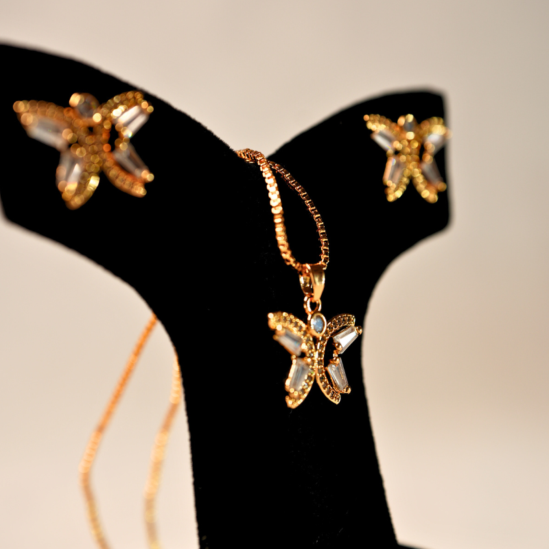 Sparkling Butterfly Set - Golden Necklace & Earrings