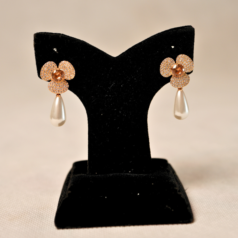 Rose Gold Flower & Pearl Earrings